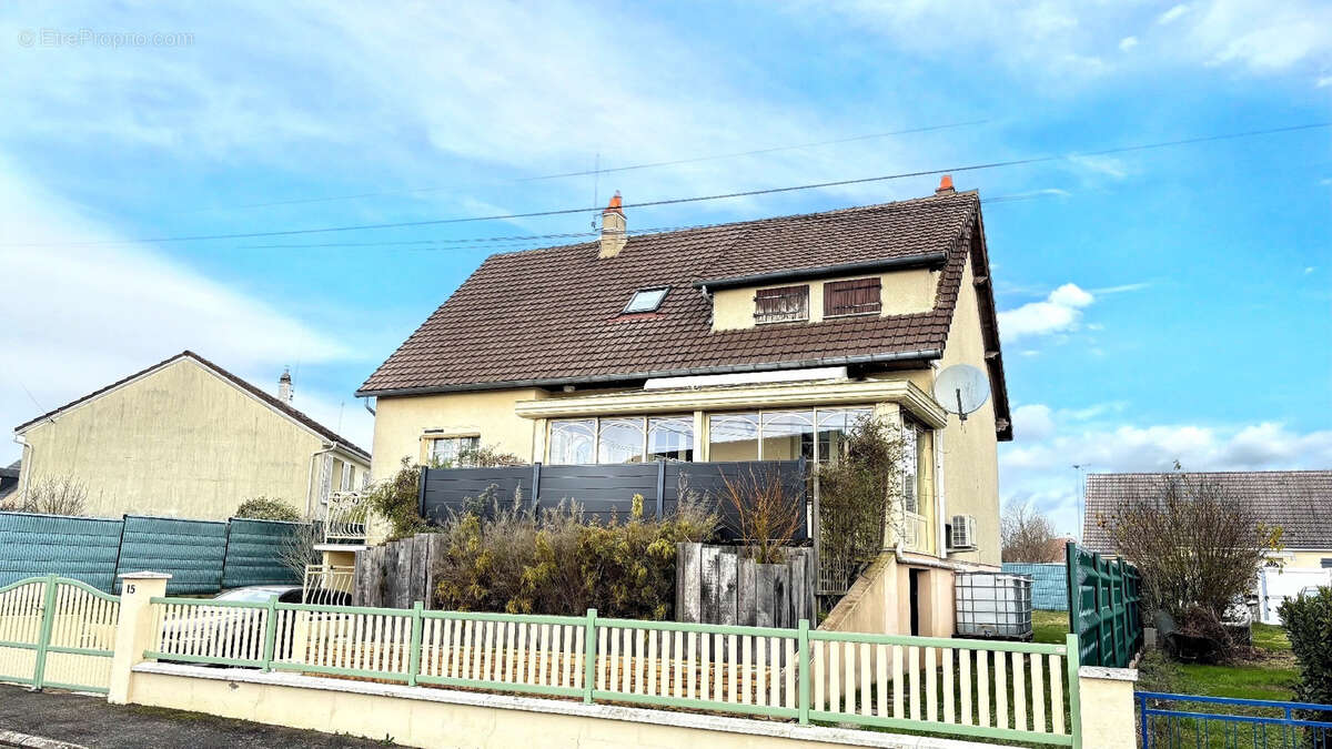 Maison à CHATEAUDUN