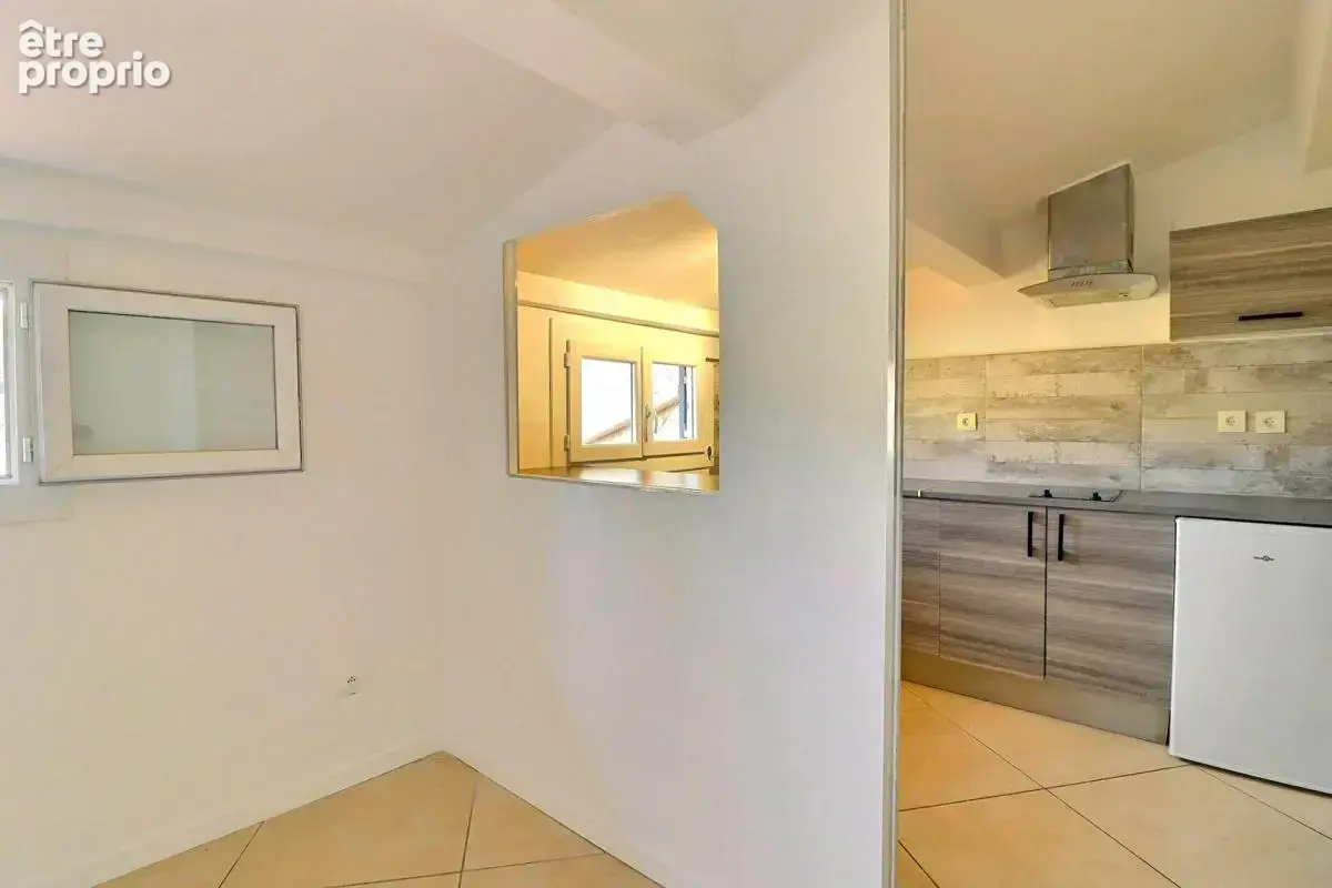 Studio rénové, lumineux et au calme ? Idéal premier achat ou investissement - photo 6