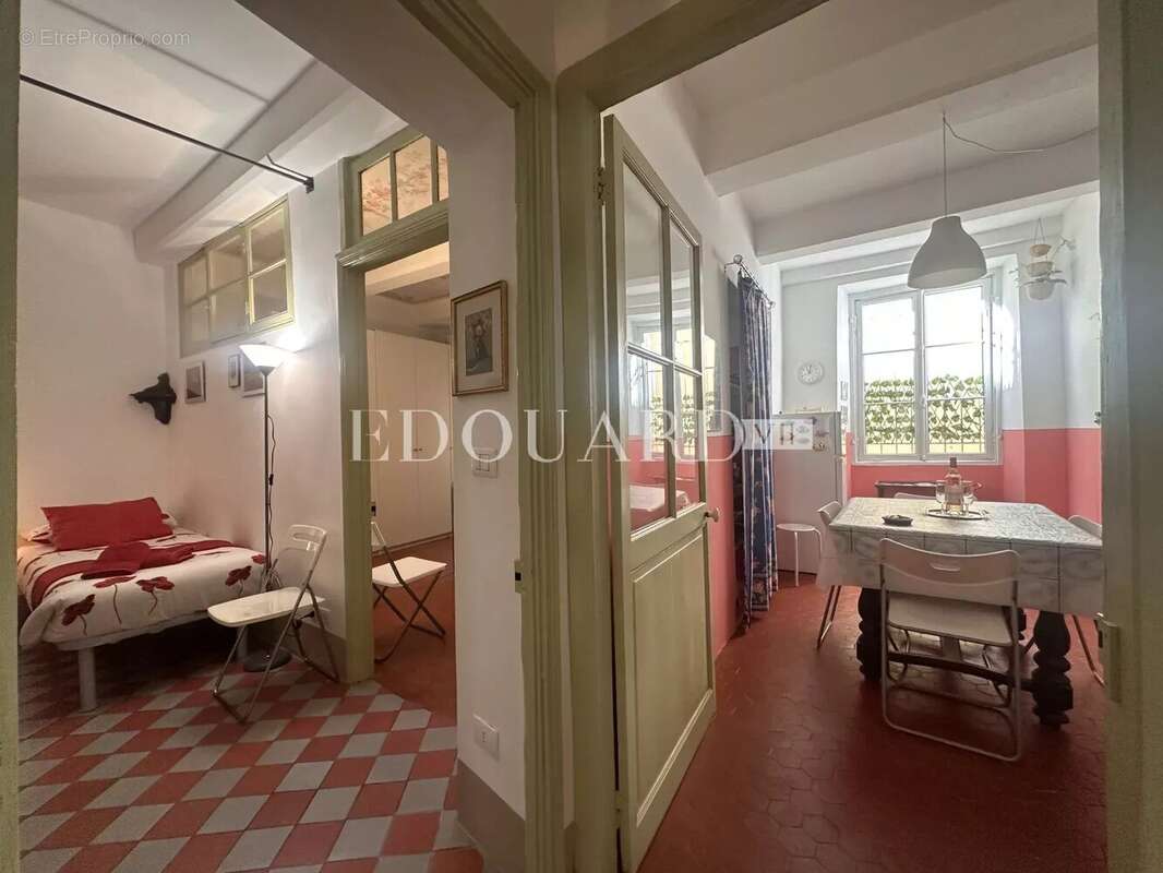 Appartement à MENTON