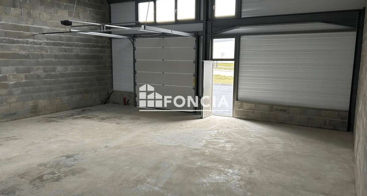 Commerce à CIVRIEUX