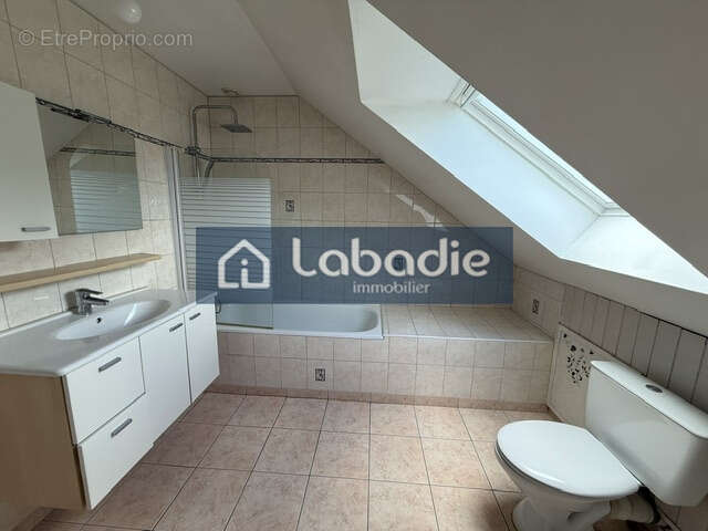 Appartement T2 avec jardin commun   Centre-ville de Vire - photo 6