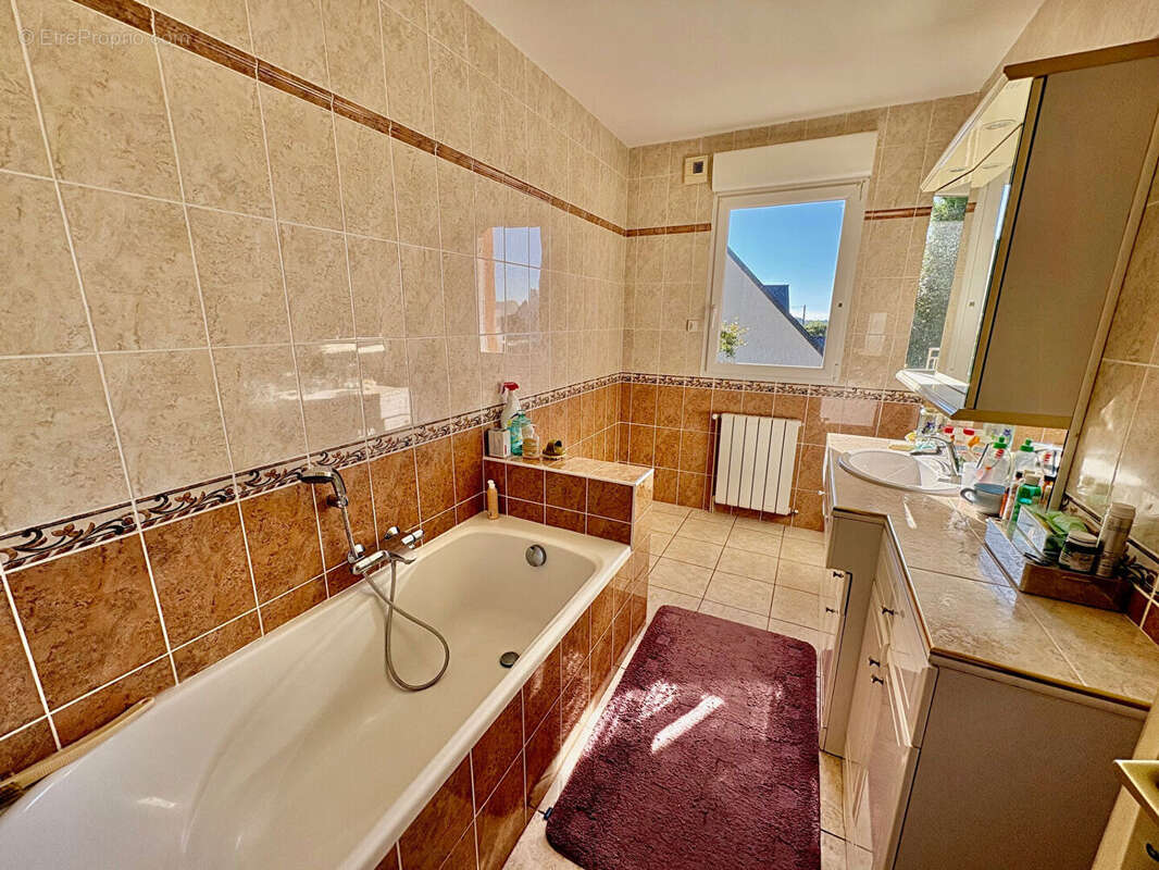 Maison à SAINT-COULOMB