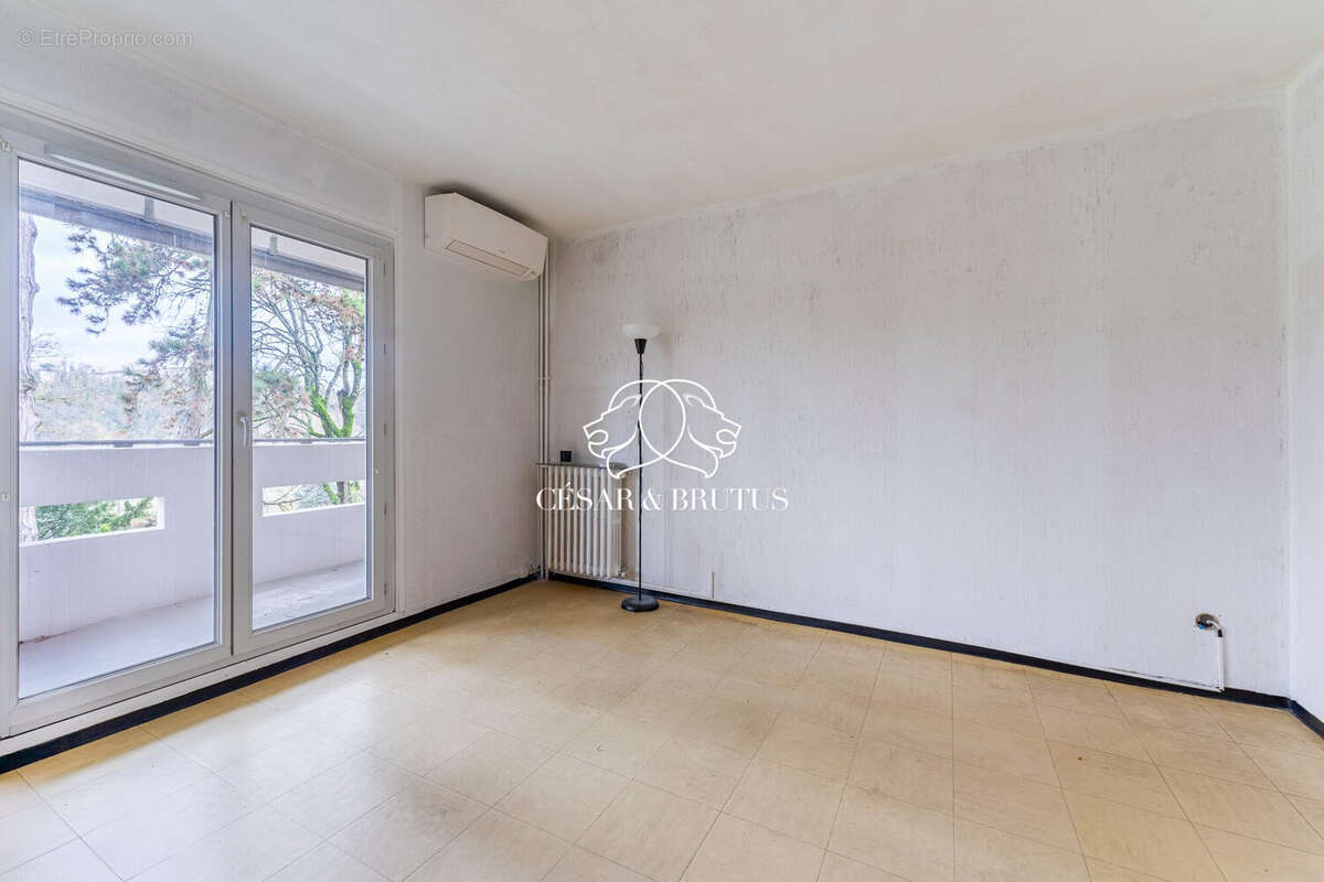 Appartement à LYON-9E
