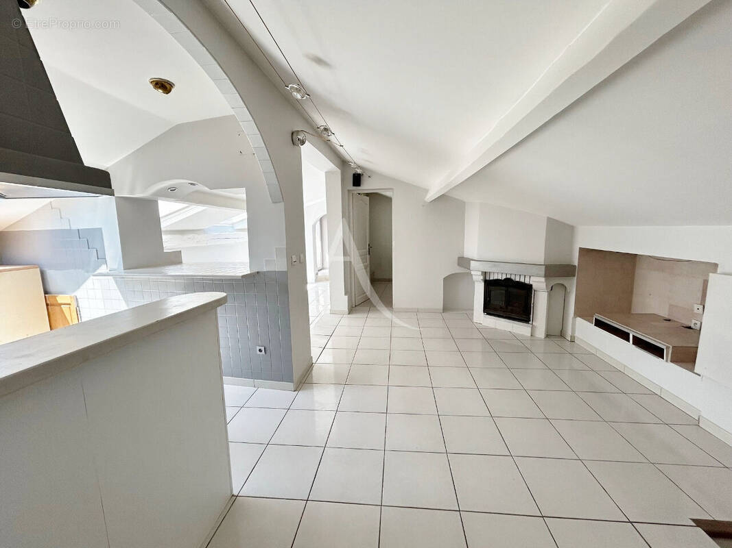 Appartement à AUSSONNE