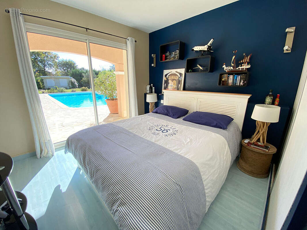 Maison à MARTIGNAS-SUR-JALLE