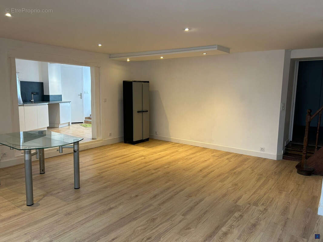 Maison à MORTAGNE-SUR-GIRONDE