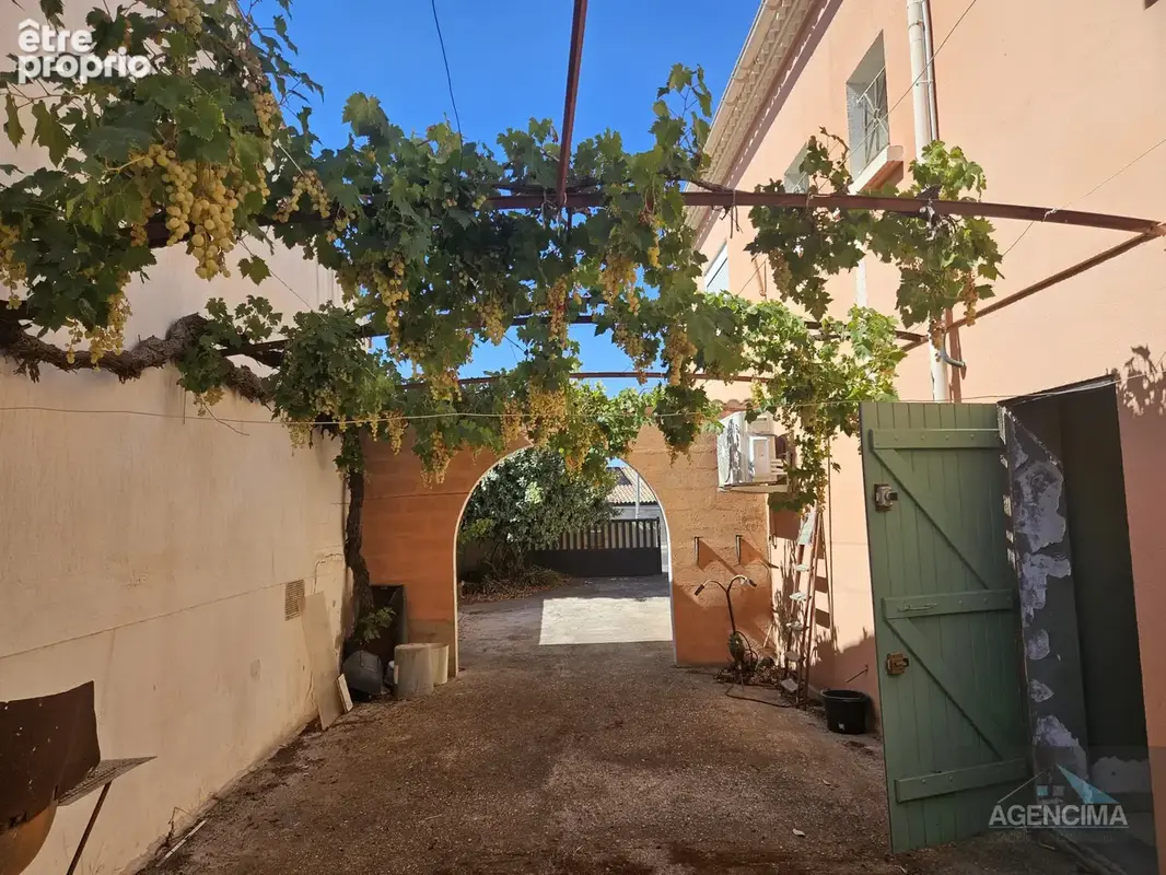 Grande maison familiale centre ville offrant un fort potentiel - photo 8