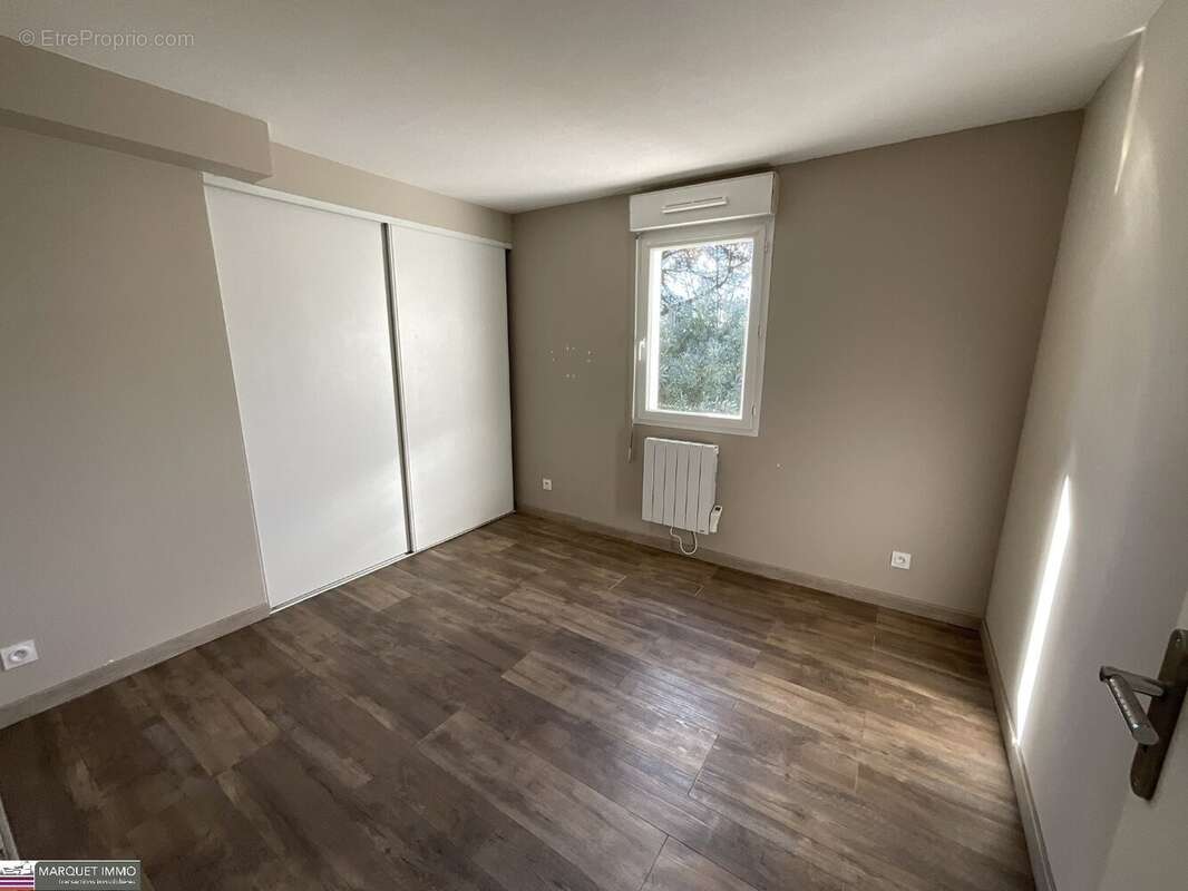 Appartement à BOUJAN-SUR-LIBRON