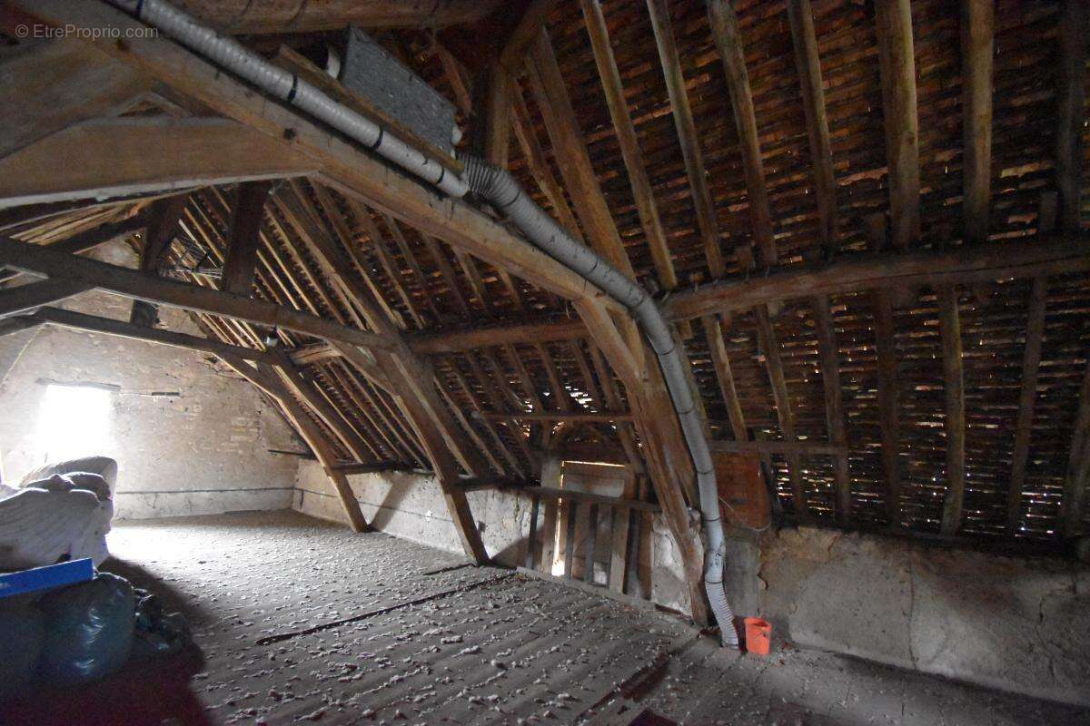 Maison à POUILLY-SUR-LOIRE