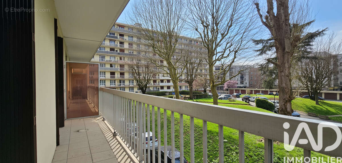 Photo 2 - Appartement à CHOISY-LE-ROI