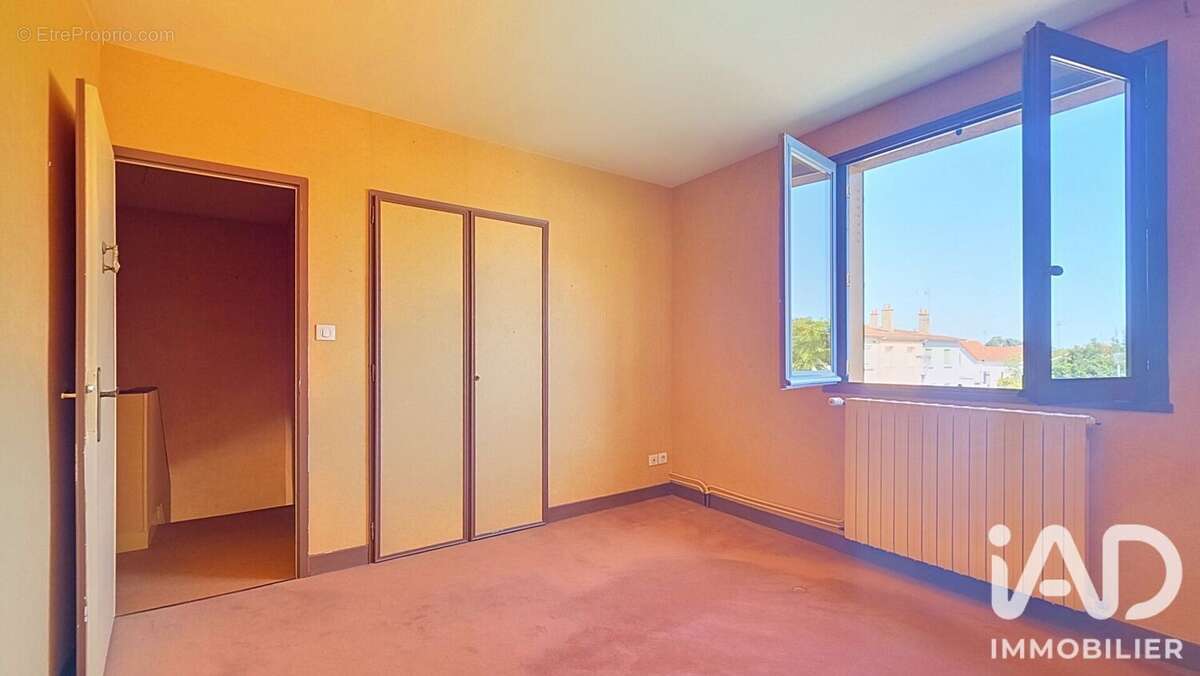 Maison 94 m² à Yzeure  - photo 7