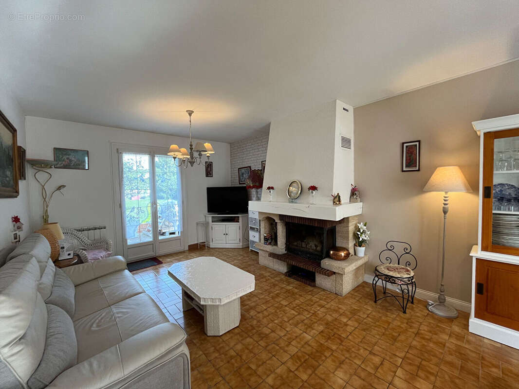 Maison à HUISSEAU-SUR-MAUVES