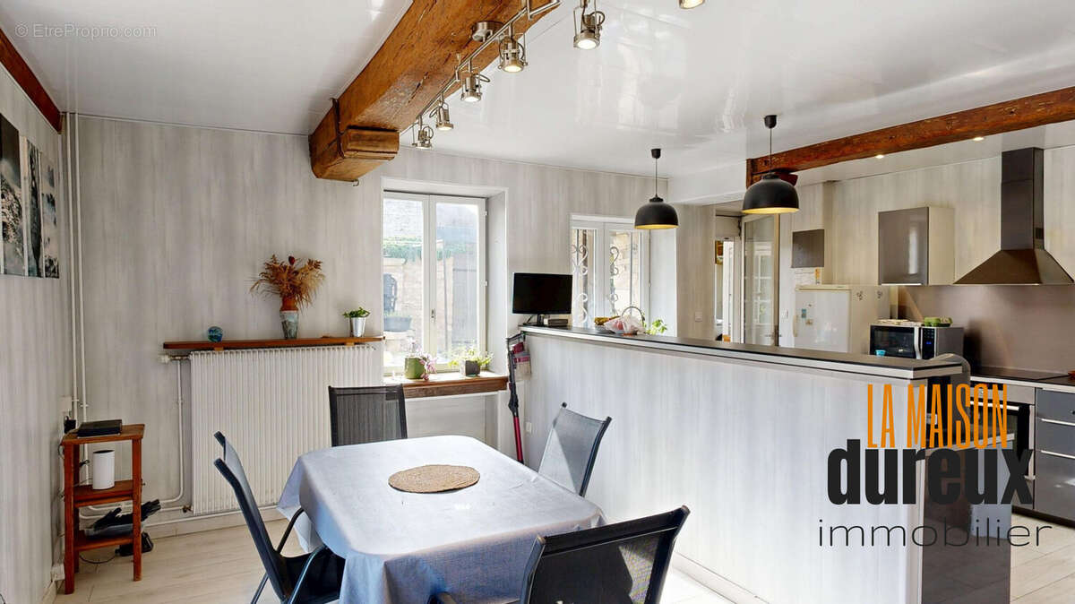 Maison à AUTREY-LES-GRAY