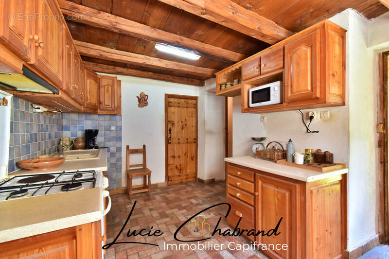 Maison à SAINT-VERAN