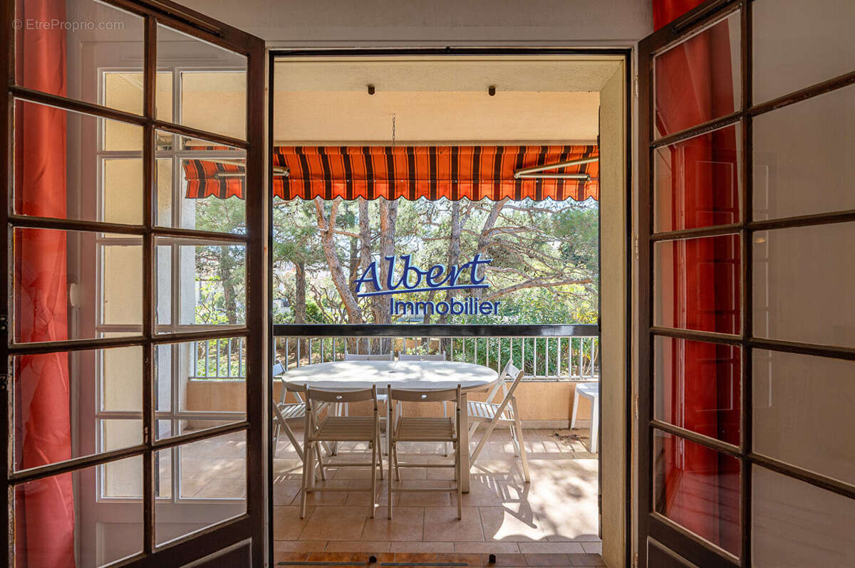 Appartement à SANARY-SUR-MER