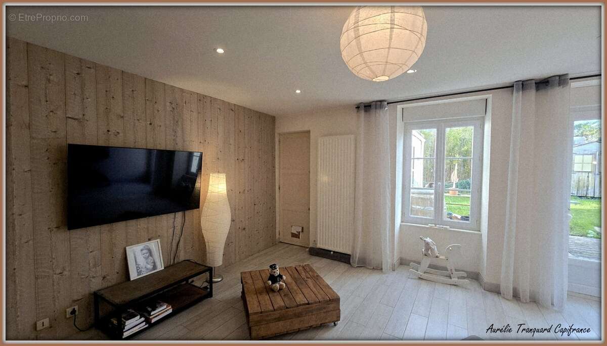 Maison à vendre 5 pièces d'environ 126m² à SAINT JEAN D'ANGELY (17) 4 chambres, 1 garage, proche centre ville, sur un terrain d' - photo 11