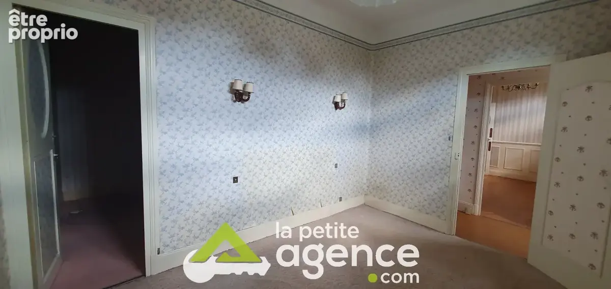 Maison de Ville 8 Pièces 92 m2 - photo 7