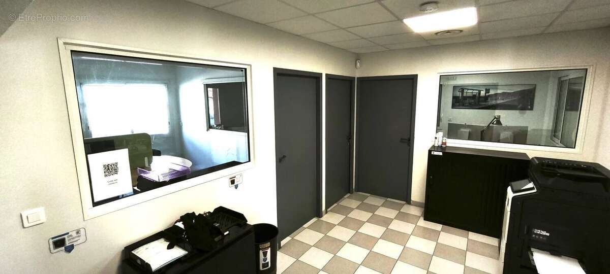 Commerce à BEAUTIRAN