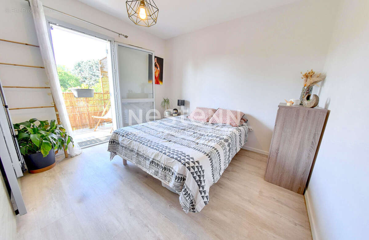 Appartement à ROISSY-EN-BRIE