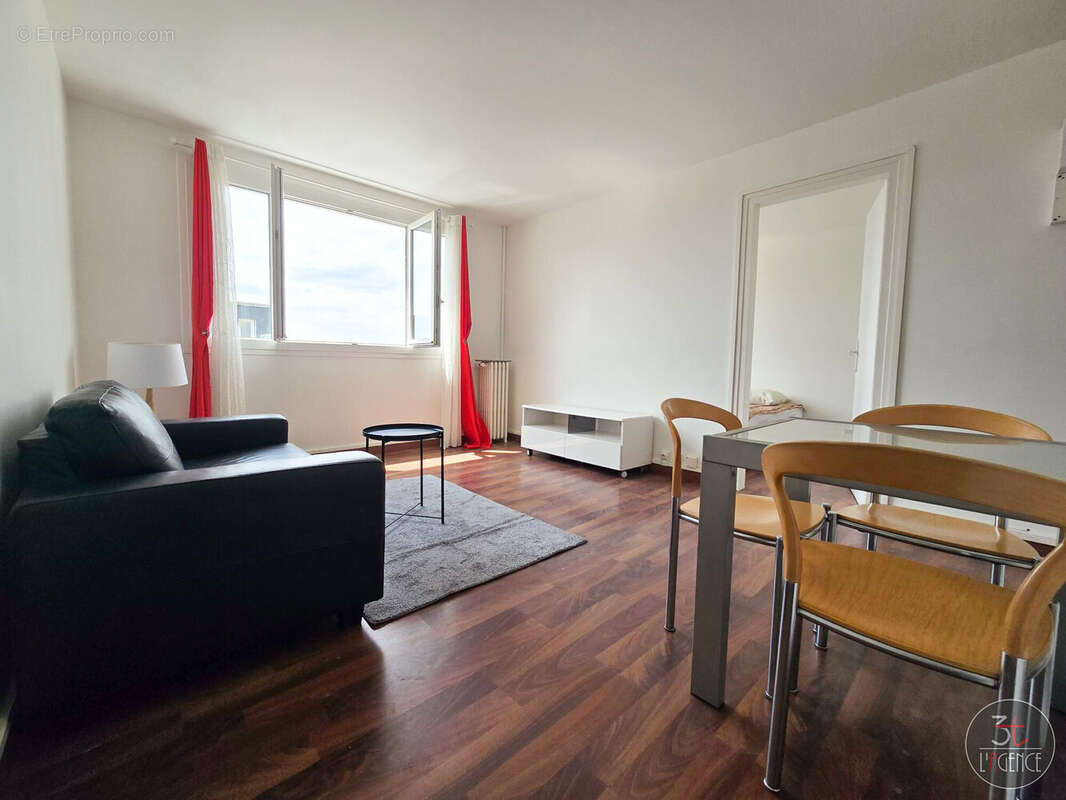 Appartement à FONTENAY-SOUS-BOIS