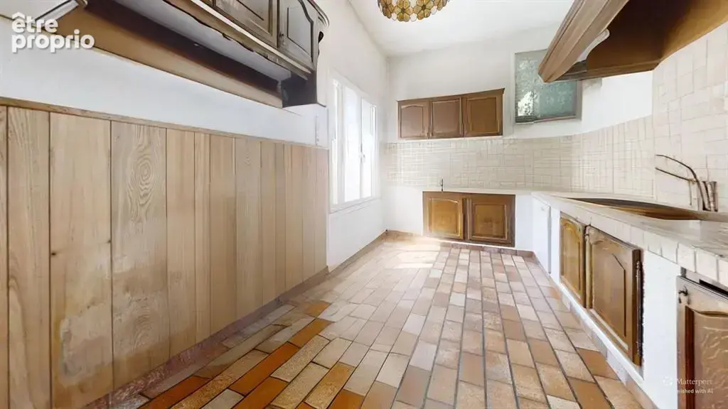 CLERMONT-FERRAND – QUARTIER RECHERCHÉ Maison de caractère avec jardin arboré et T2 indépendant - photo 6