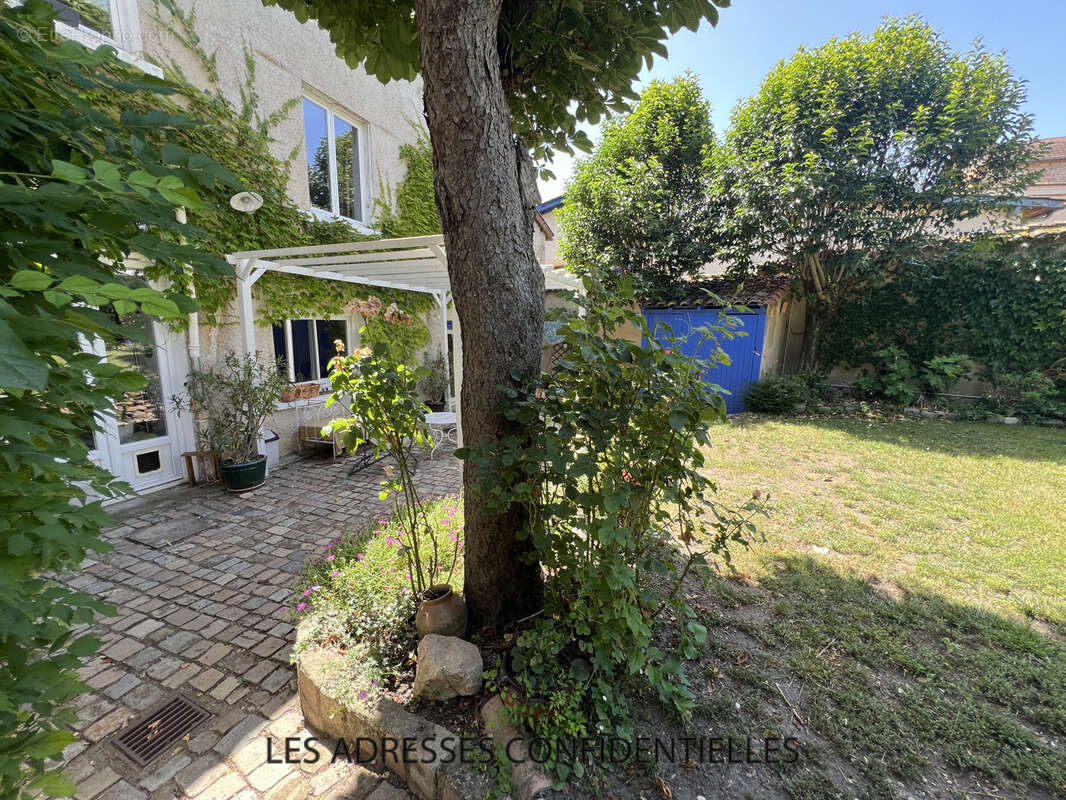 Maison à IRIGNY