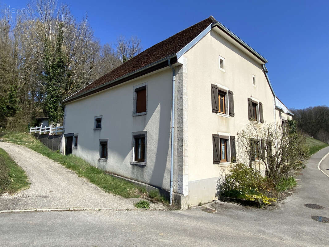 Maison à AUTECHAUX-ROIDE