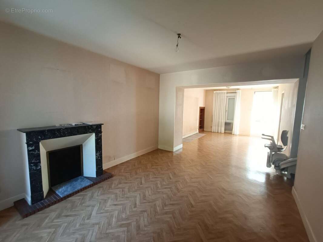 Maison 100 m² à Chauvigny  - photo 8