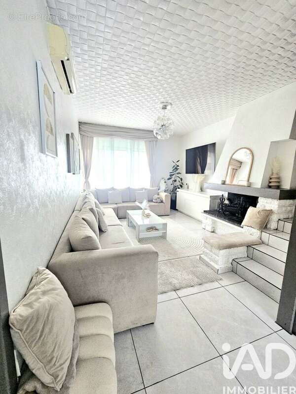 Photo 9 - Maison à THIAIS