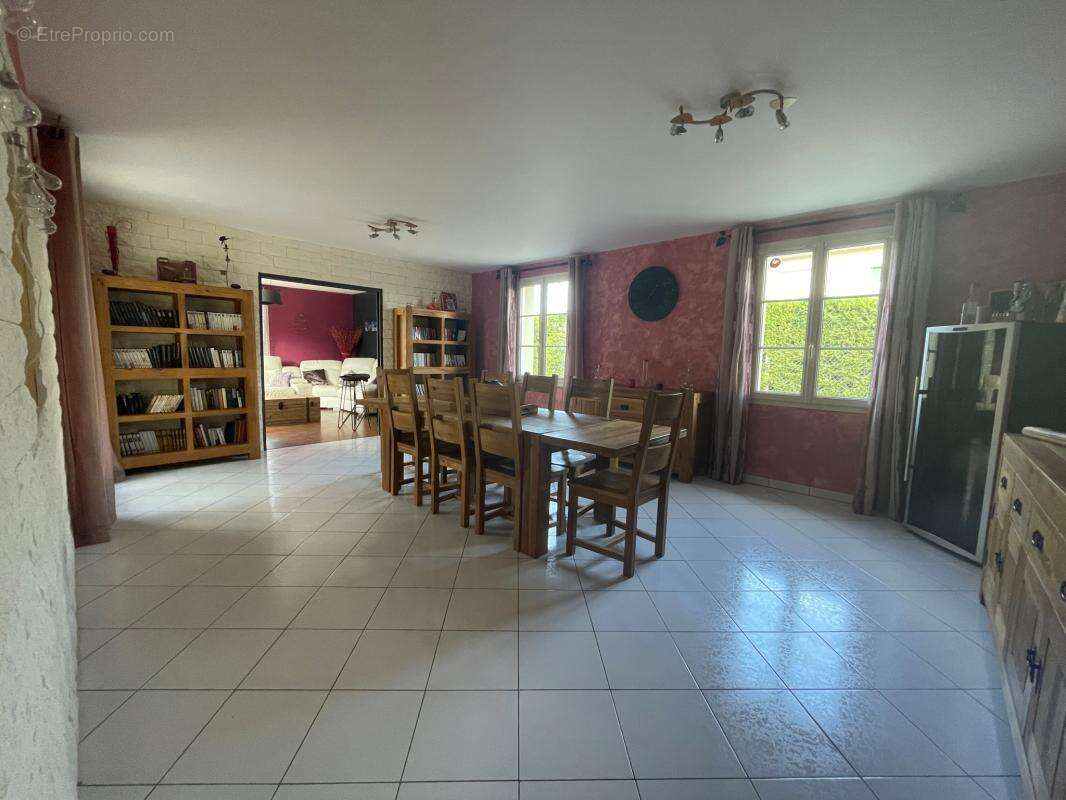 Maison à AVAILLES-EN-CHATELLERAULT