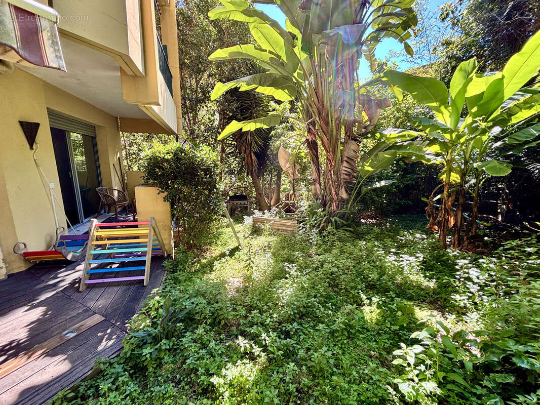 Appartement à MENTON