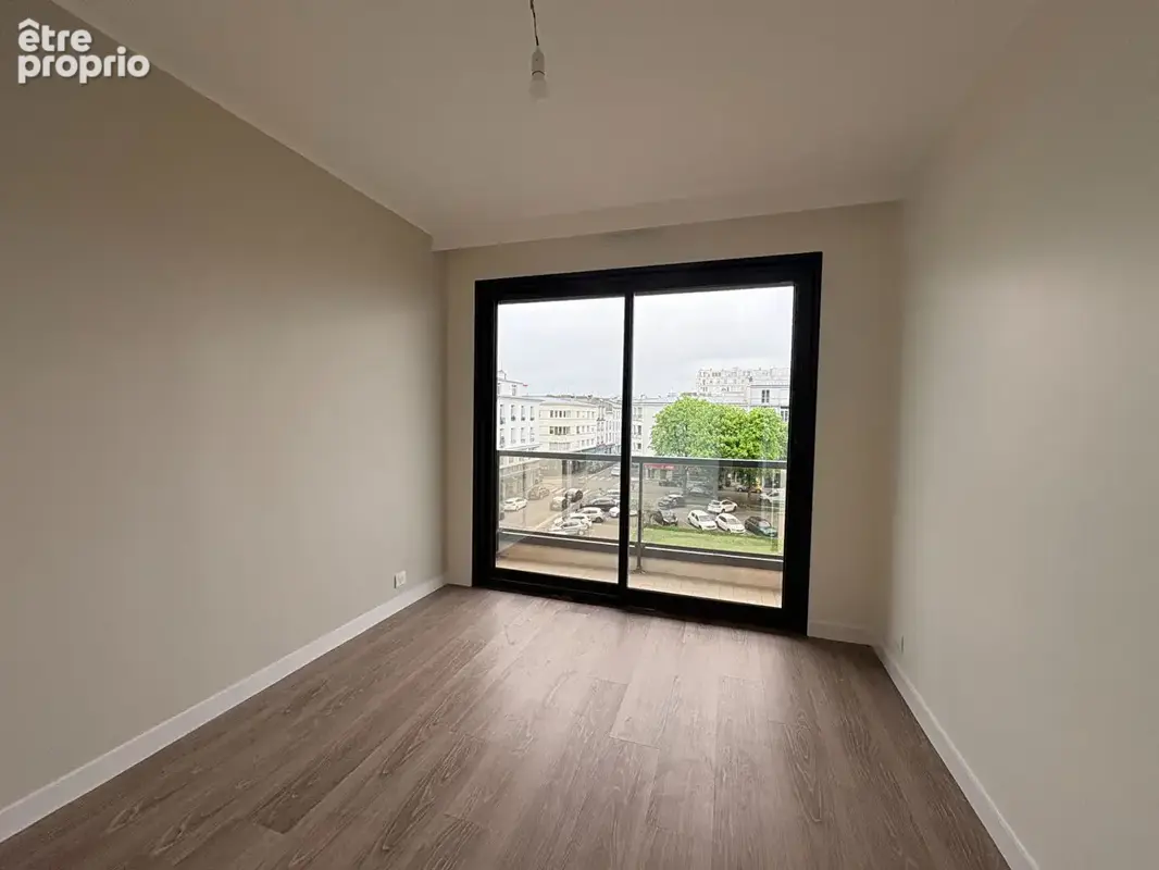 Centre Siam appartement T5 avec ascenseur/garage - photo 9