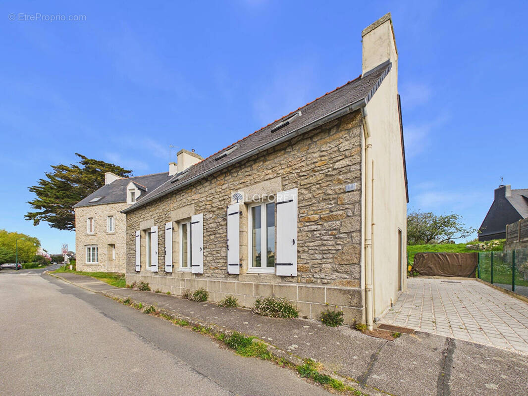 Maison à SAINT-JEAN-TROLIMON