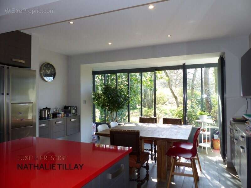 Maison à SAINT-PRYVE-SAINT-MESMIN