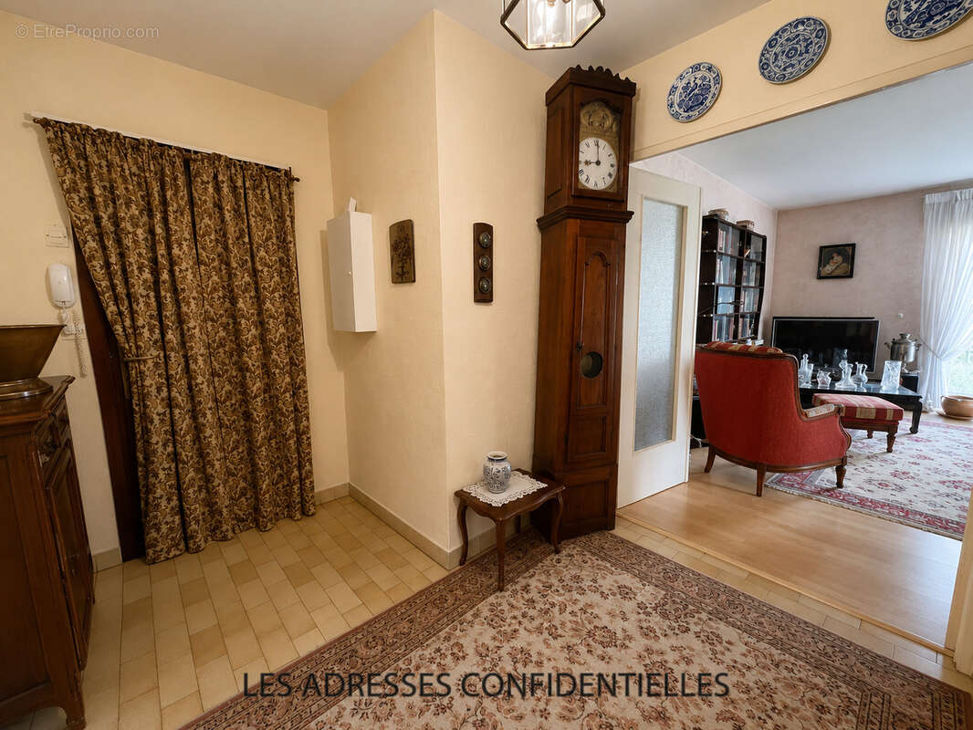 Appartement à TASSIN-LA-DEMI-LUNE