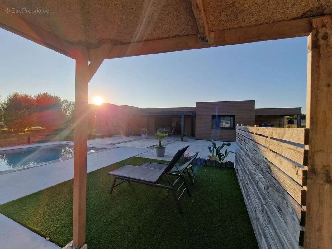 Maison à SAINTE-LIVRADE-SUR-LOT