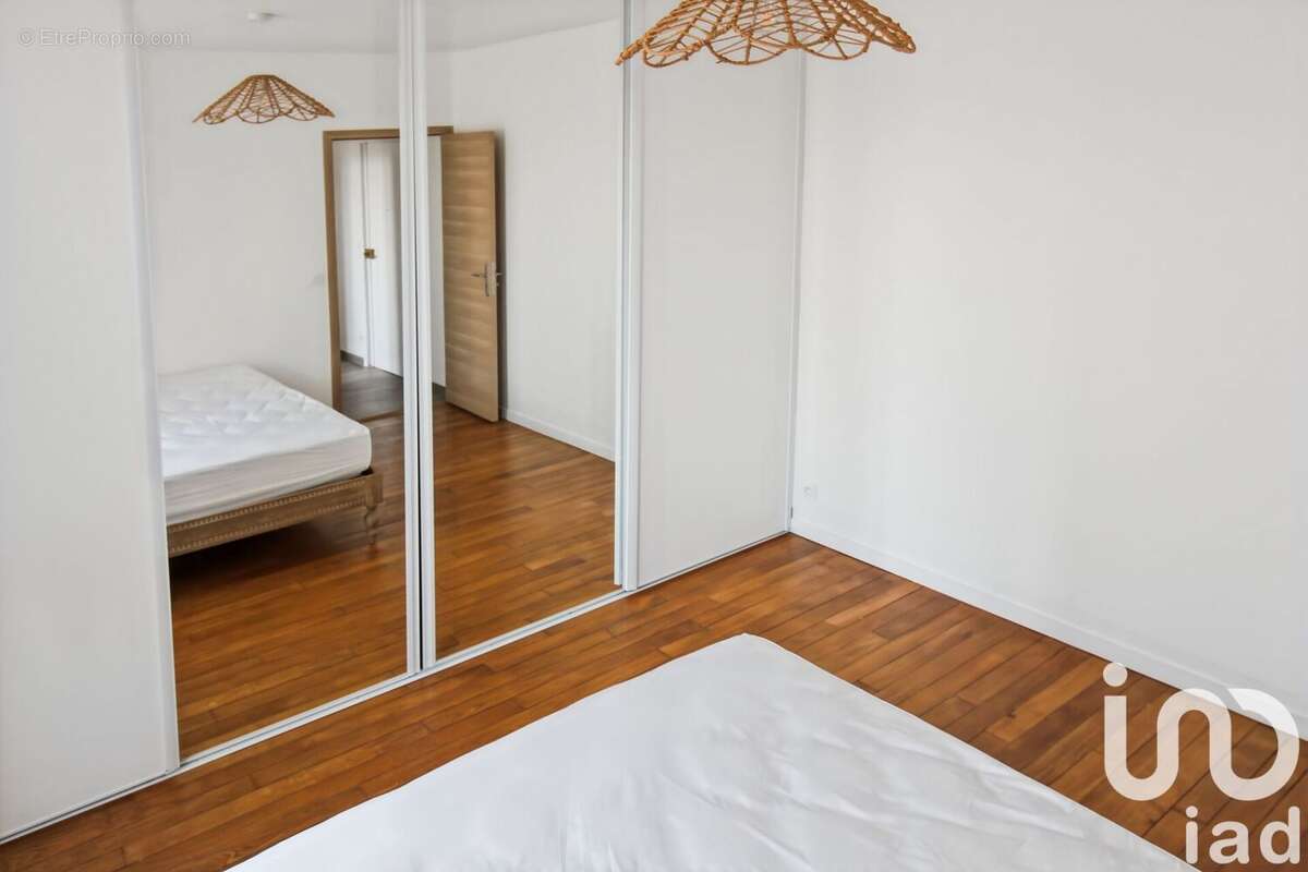 Photo 2 - Appartement à BRIE-COMTE-ROBERT