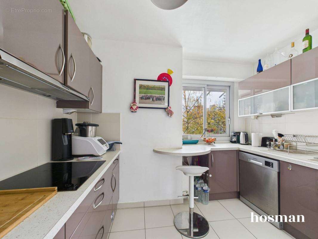 Appartement à PARIS-15E