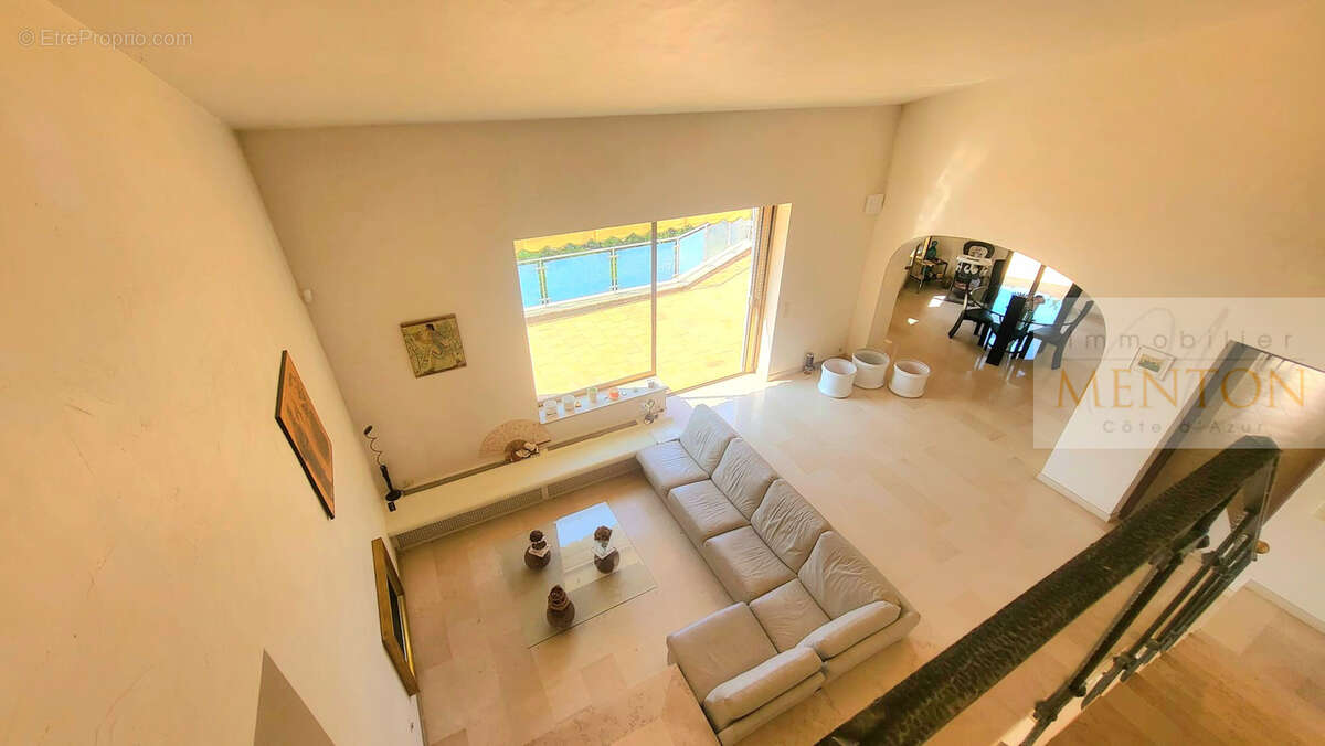 Maison à ROQUEBRUNE-CAP-MARTIN