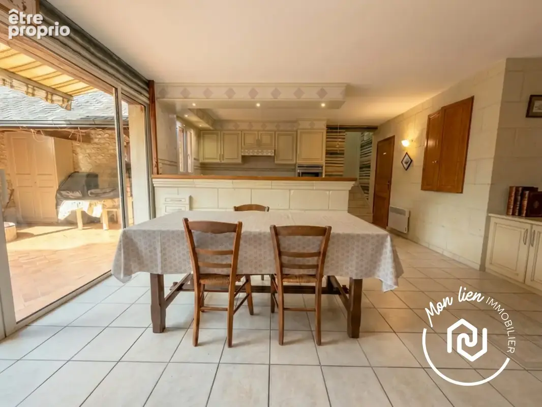 Maison 10 pièces 198 m² à vendre à Bourgueil (37140) - photo 4