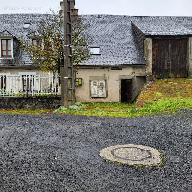 Maison à LUGARDE