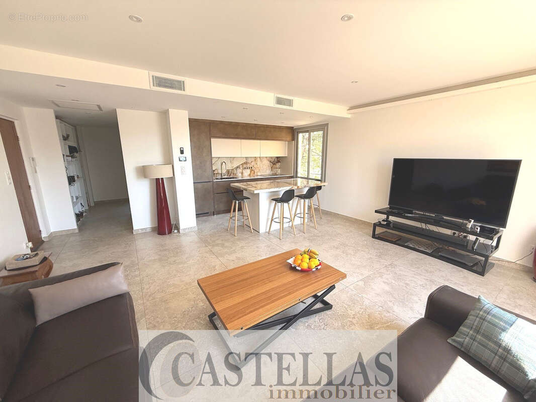 Appartement à CARNOUX-EN-PROVENCE