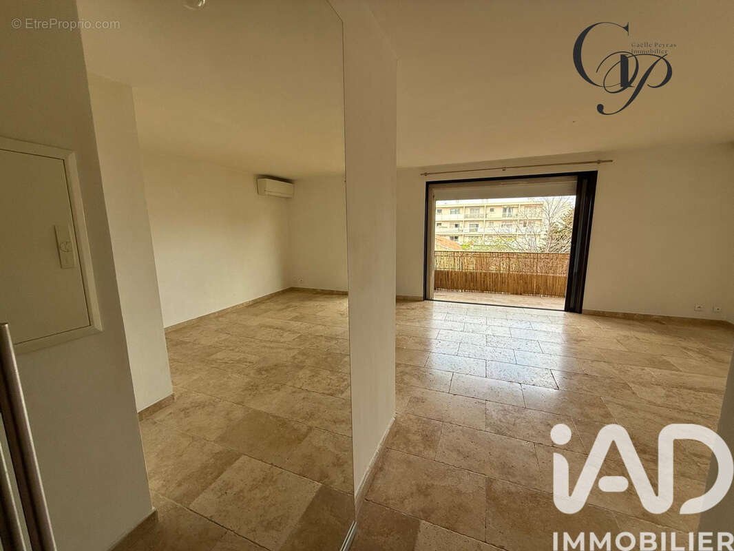 Photo 2 - Appartement à SIX-FOURS-LES-PLAGES