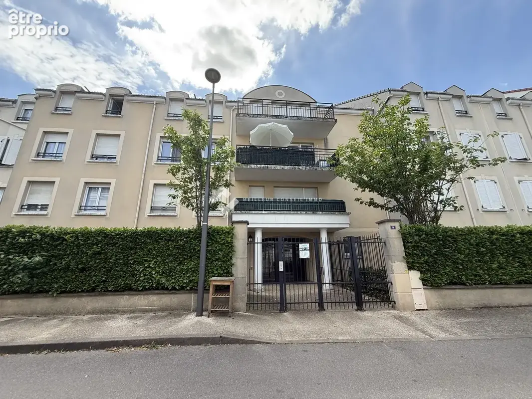 Appartement à TORCY