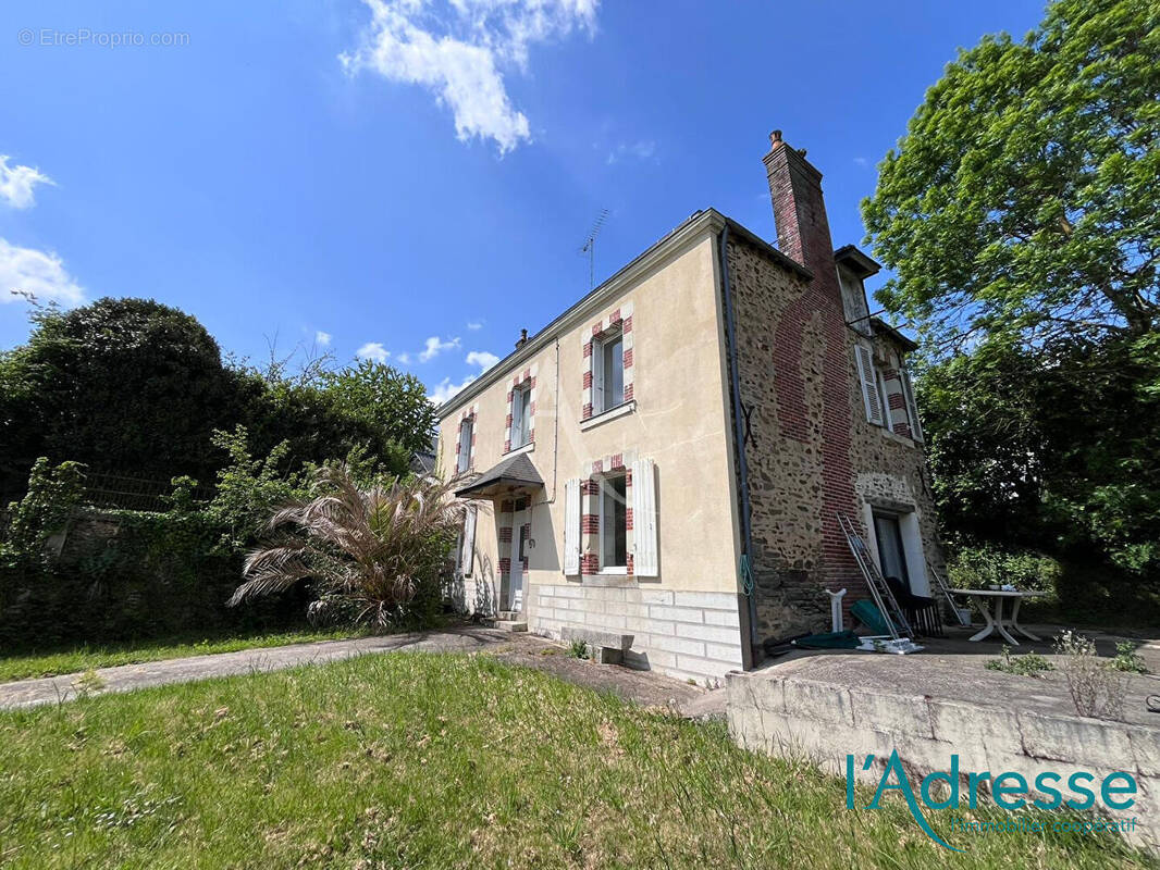 Maison à MERAL