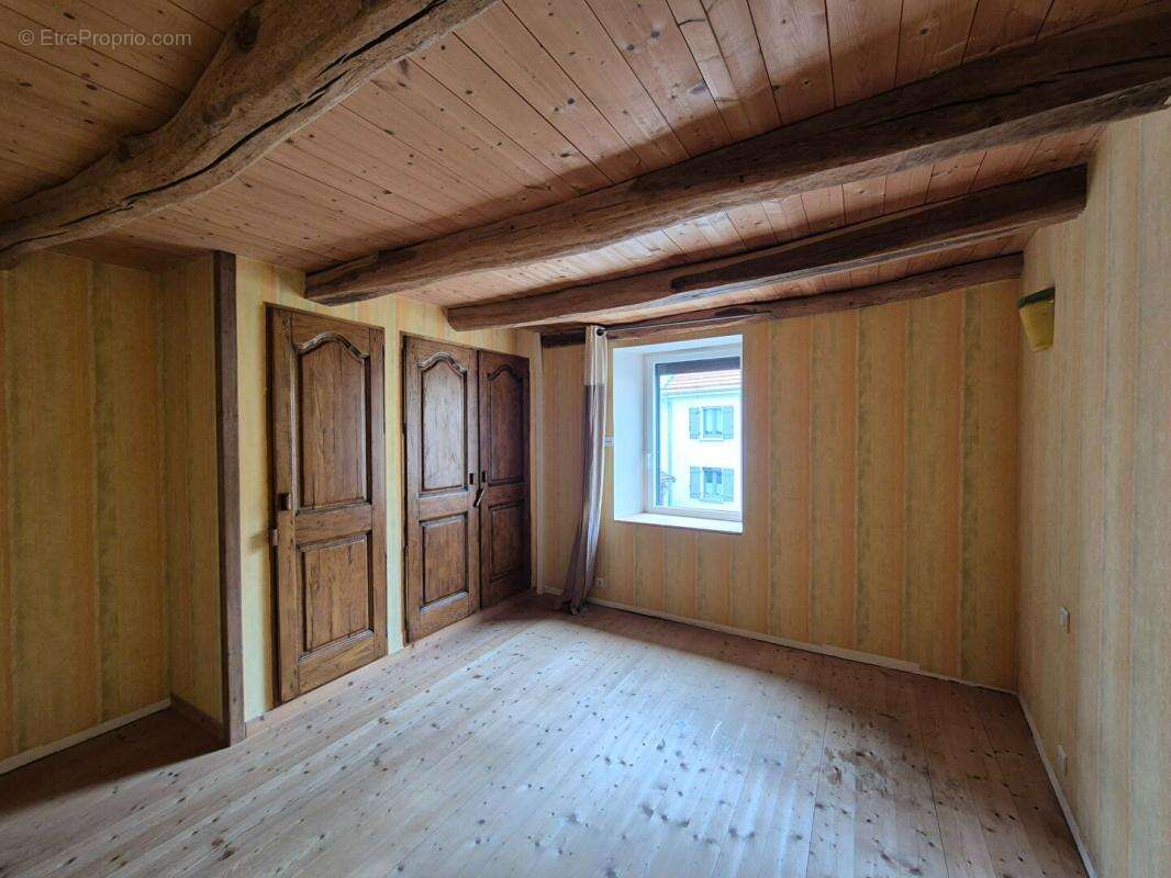 Maison à CHARGEY-LES-PORT