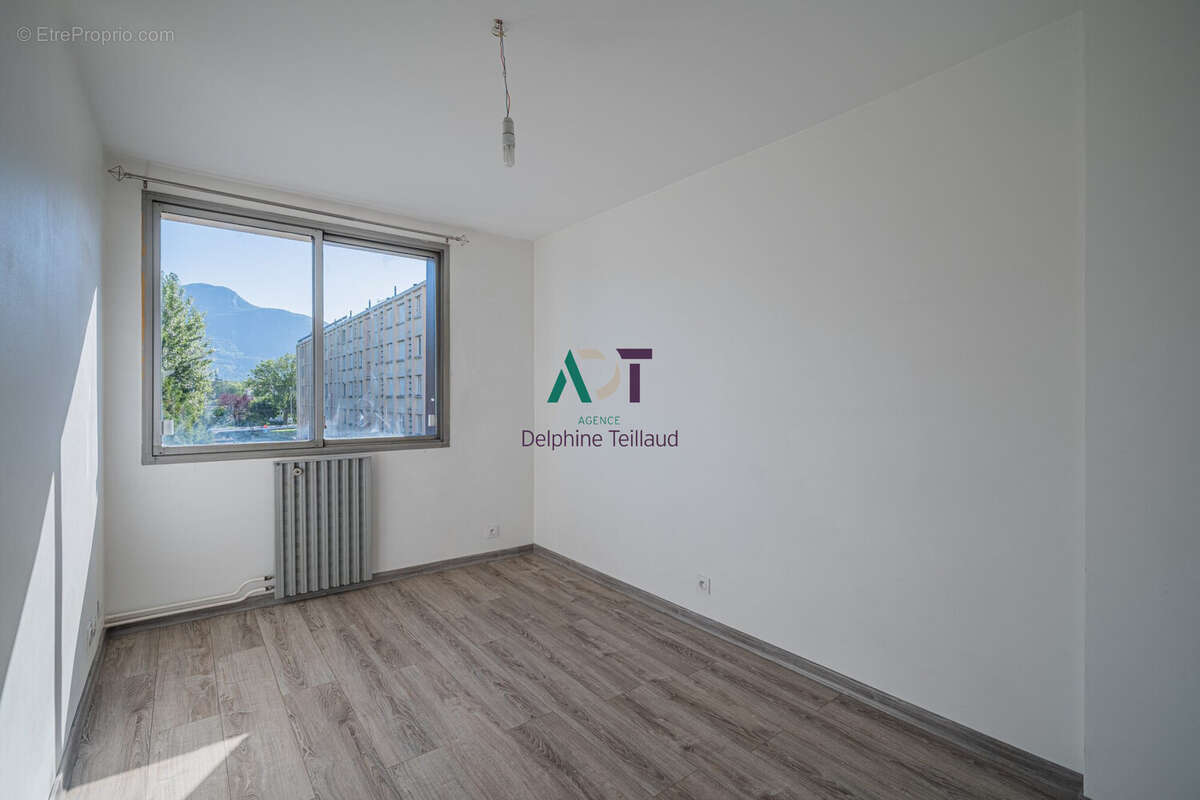 Appartement à FONTAINE