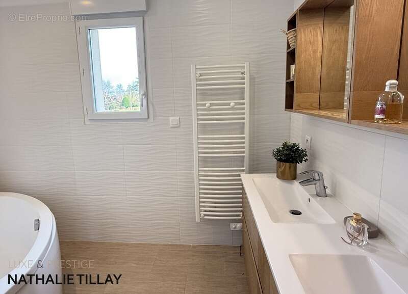 Maison à SAINT-DENIS-EN-VAL