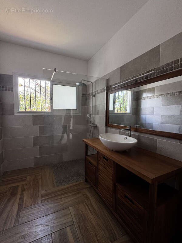 Photo 8 - Maison à LE TAMPON