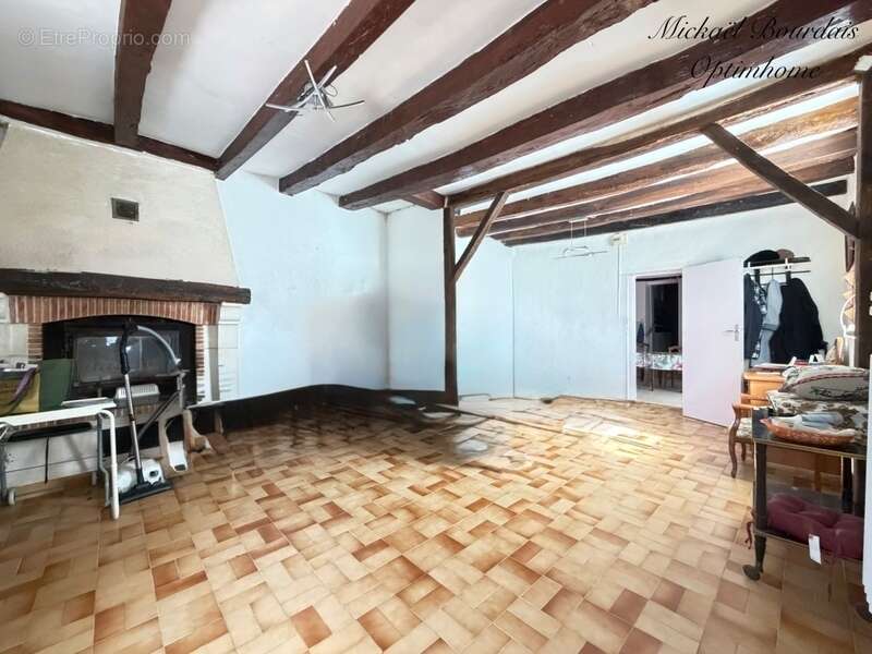 Maison à DISSE-SOUS-LE-LUDE